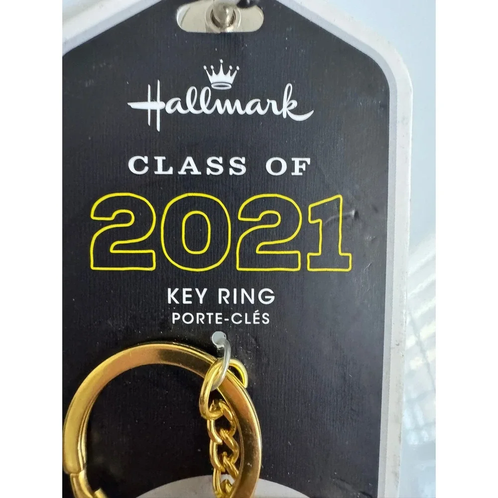 Hallmark Class of 2021 Graduation Keychain Gold‎ Tone Enamel Key Ring MJG6047